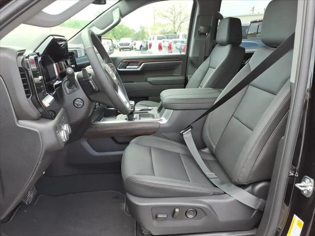 2026 GMC Sierra 1500 Crew Cab, Short Bed, SLT, 4WD