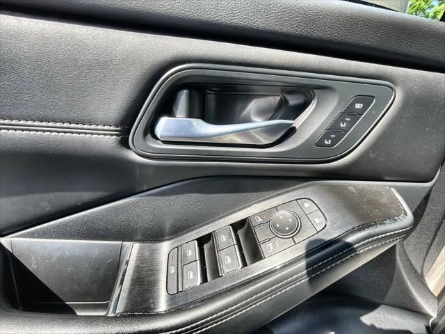 2024 Nissan Rogue SL Intelligent AWD