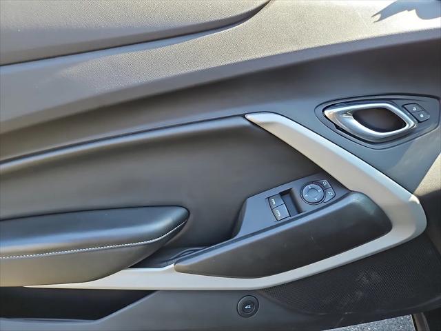 2020 Chevrolet Camaro RWD Coupe 1LS