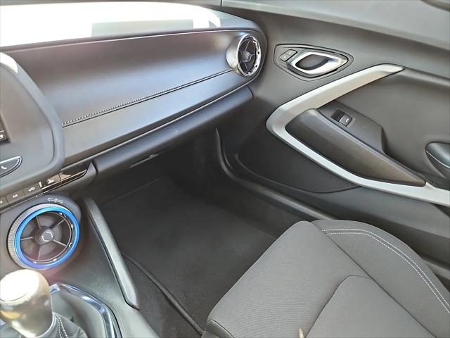 2020 Chevrolet Camaro RWD Coupe 1LS