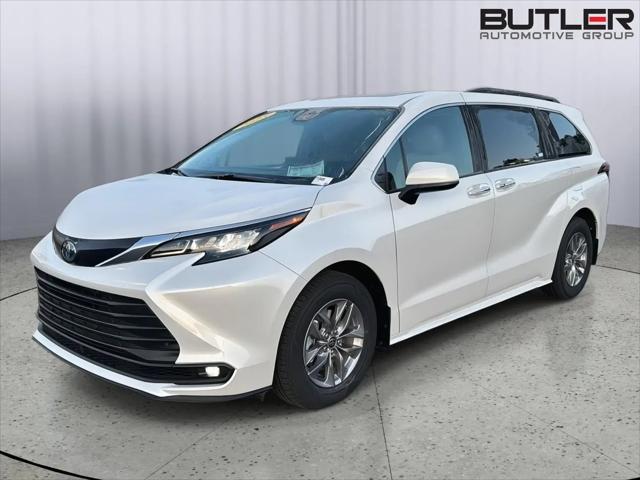 2025 Toyota Sienna XLE for sale in Macon, GA