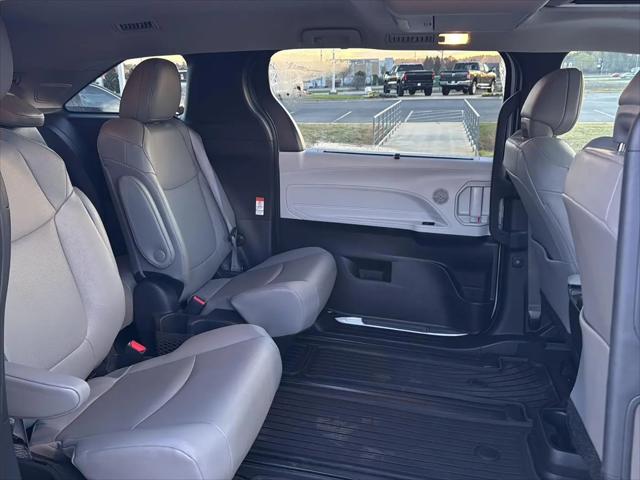 2025 Toyota Sienna XLE