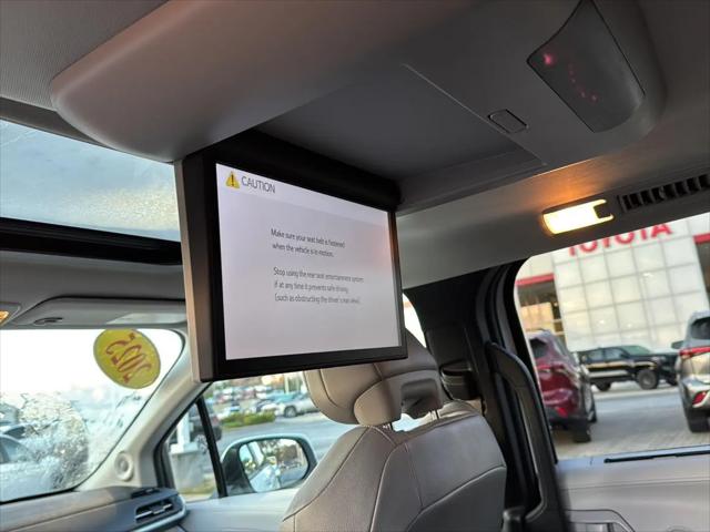 2025 Toyota Sienna XLE