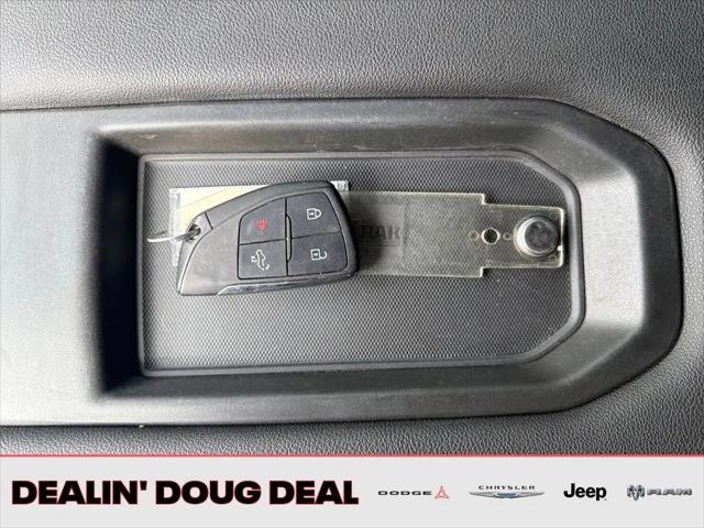 2024 GMC Sierra 2500HD 4WD Crew Cab Standard Bed Pro
