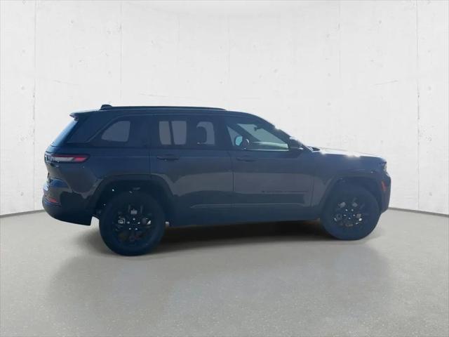 2026 Jeep Grand Cherokee Altitude 4x4