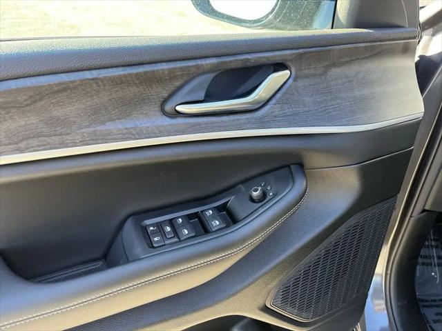 2026 Jeep Grand Cherokee Altitude 4x4