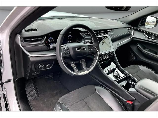 2024 Jeep Grand Cherokee L Altitude 4x4