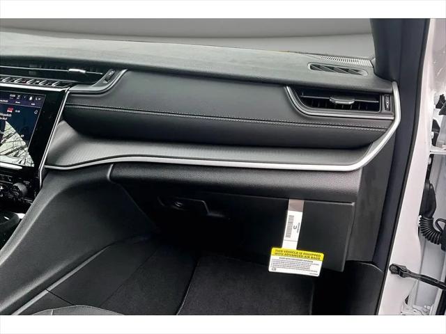2025 Jeep Grand Cherokee L Laredo X 4x4