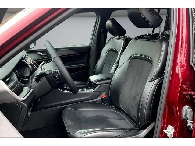 2025 Jeep Grand Cherokee L Altitude X 4x4