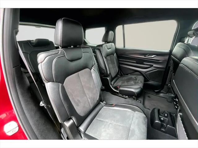 2025 Jeep Grand Cherokee L Altitude X 4x4