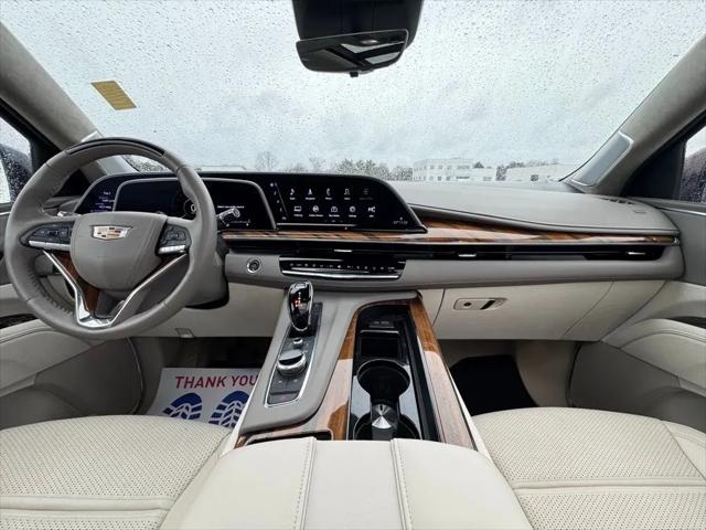 2024 Cadillac Escalade ESV Sport Platinum