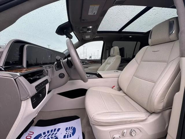 2024 Cadillac Escalade ESV Sport Platinum