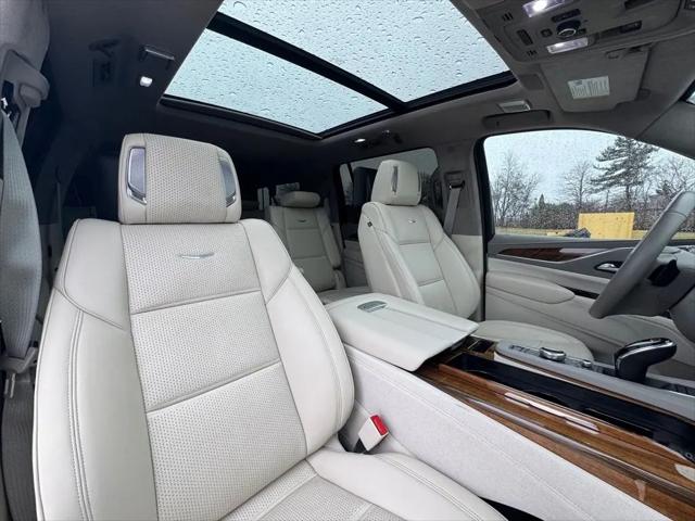 2024 Cadillac Escalade ESV Sport Platinum
