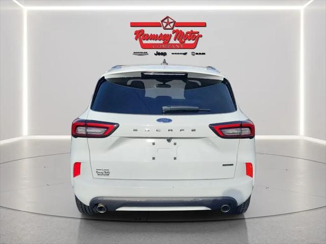 2023 Ford Escape ST-Line Select