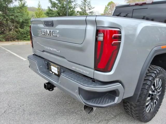 2024 GMC Sierra 2500HD 4WD Crew Cab Standard Bed Denali Ultimate