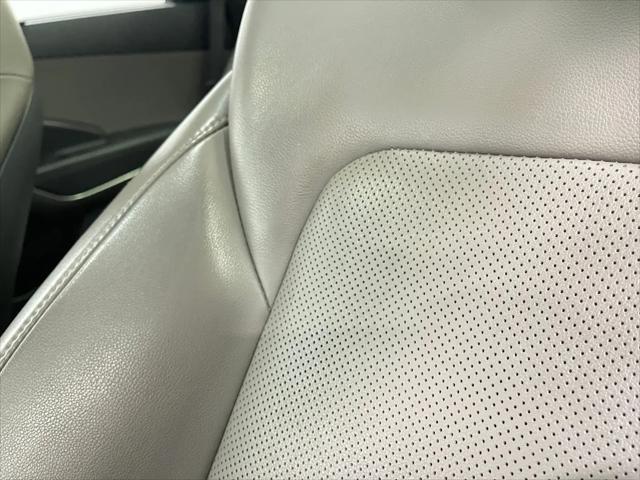 2017 Hyundai Santa Fe SE Ultimate
