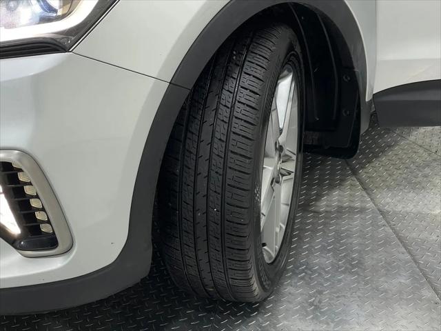 2017 Hyundai Santa Fe SE Ultimate
