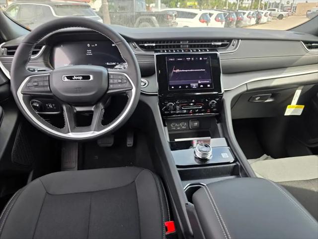 2026 Jeep Grand Cherokee L Altitude 4x4