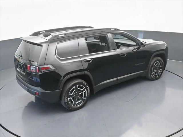 2026 Jeep Cherokee Laredo 4x4