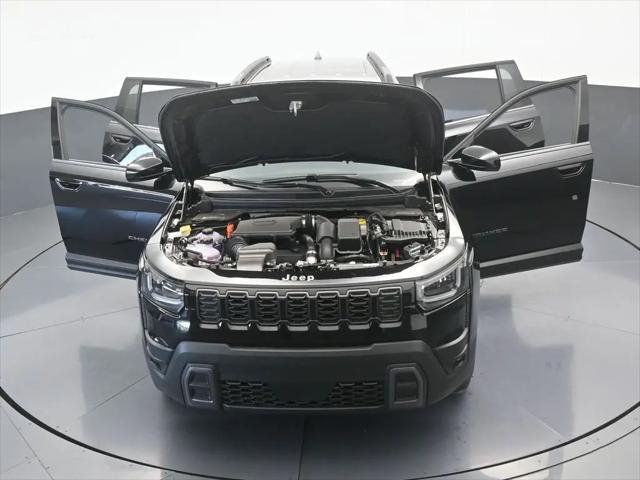 2026 Jeep Cherokee Laredo 4x4