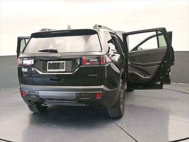 2026 Jeep Cherokee Laredo 4x4