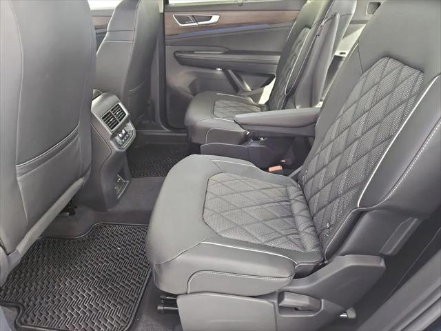 2026 Volkswagen Atlas SEL Premium R-Line