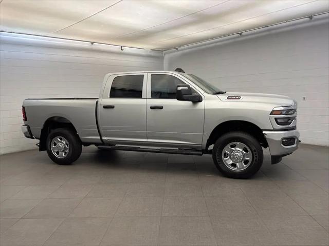 2026 Ram 2500 Tradesman Crew Cab 4x4 64 Box
