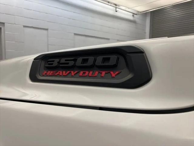 2026 Ram 3500 Tradesman Crew Cab 4x4 8 Box