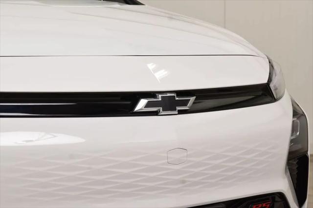 2027 Chevrolet Bolt RS FWD