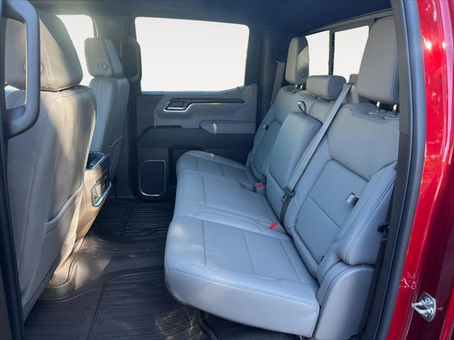 2026 GMC Sierra 1500 Crew Cab, Short Bed, SLT, 4WD