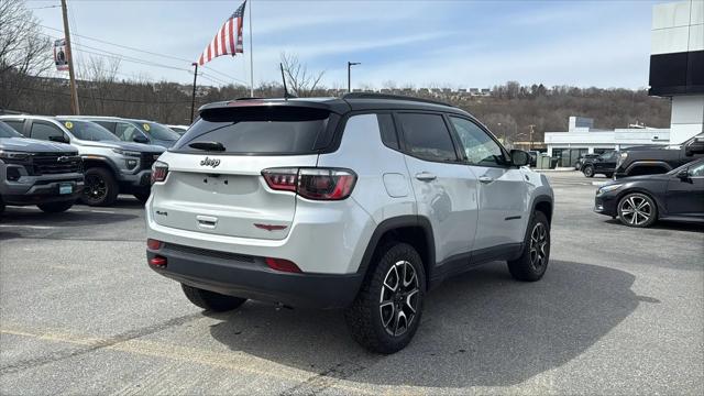 2025 Jeep Compass Trailhawk 4x4