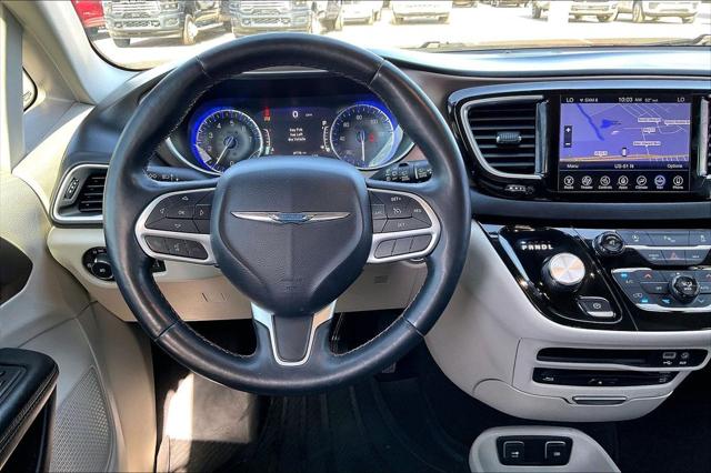 Used 2017 Chrysler Pacifica For Sale in Olive Branch, MS