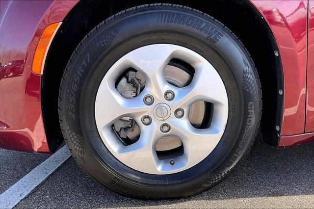 Used 2017 Chrysler Pacifica For Sale in Olive Branch, MS