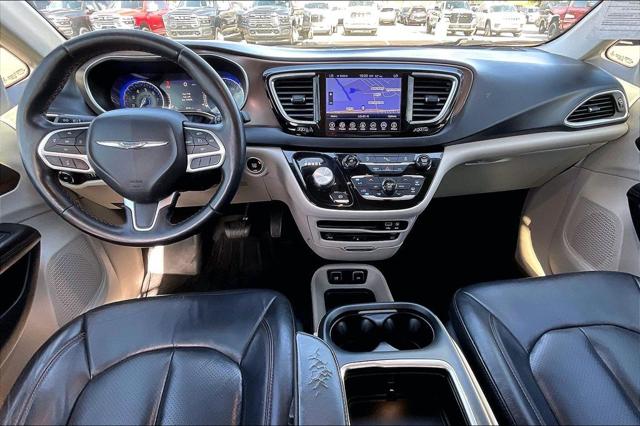 Used 2017 Chrysler Pacifica For Sale in Olive Branch, MS