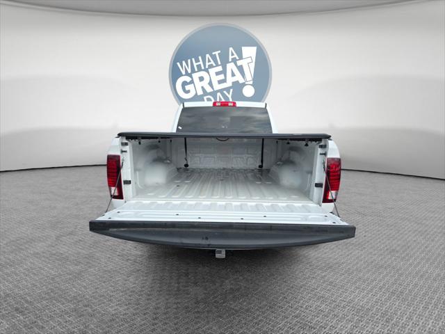 2023 Ram 1500 Classic Warlock Quad Cab 4x4 6'4" Box