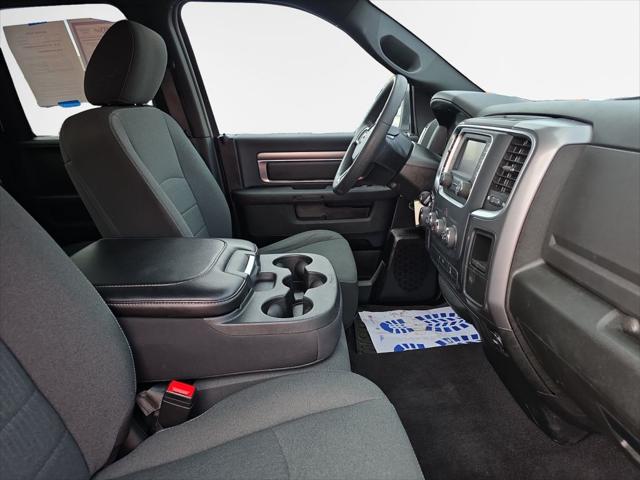 2023 Ram 1500 Classic Warlock Quad Cab 4x4 6'4" Box