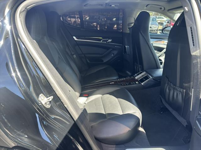 2015 Porsche Panamera S