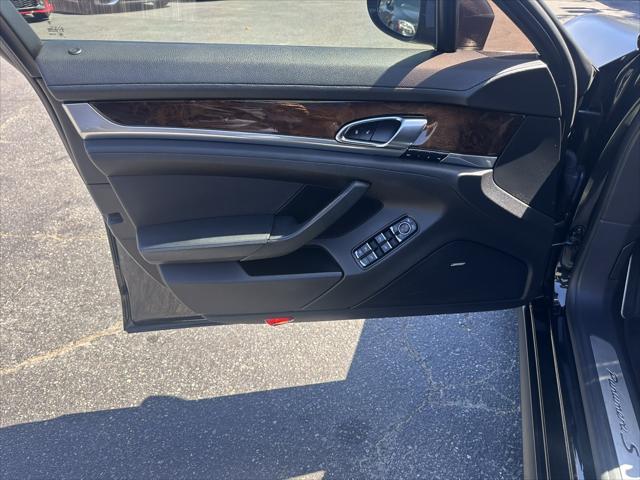 2015 Porsche Panamera S