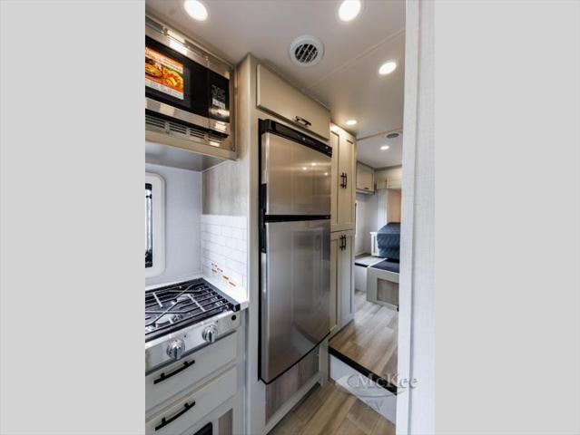 2026 Mercedes-Benz Sprinter 3500XD Chassis Standard Roof 4-Cyl Diesel HO