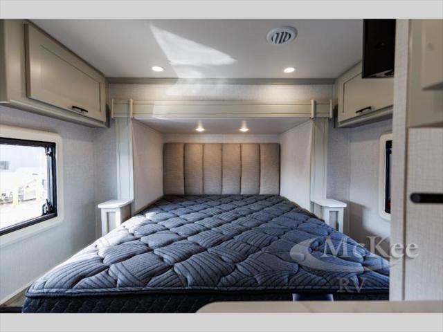 2026 Mercedes-Benz Sprinter 3500XD Chassis Standard Roof 4-Cyl Diesel HO