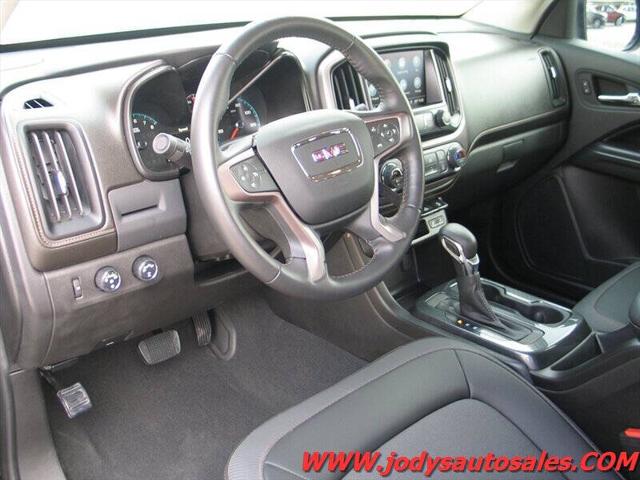 2022 GMC Canyon 4WD Crew Cab Short Box AT4 - Cloth