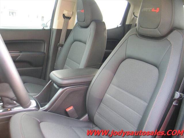 2022 GMC Canyon 4WD Crew Cab Short Box AT4 - Cloth