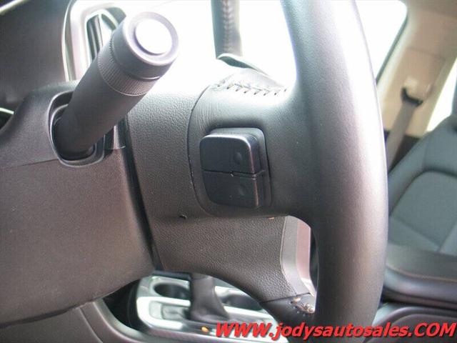 2022 GMC Canyon 4WD Crew Cab Short Box AT4 - Cloth