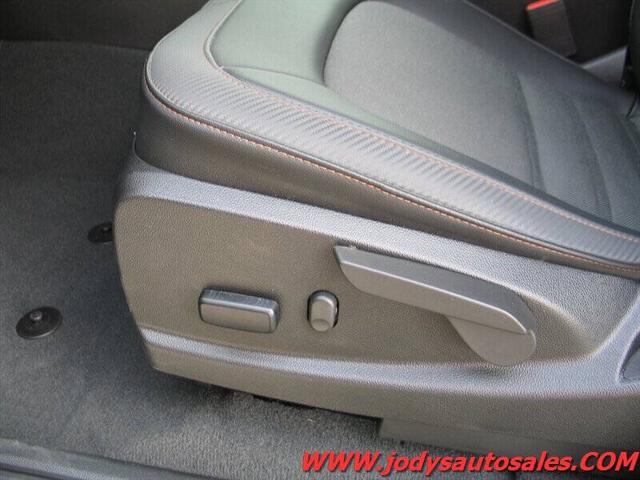 2022 GMC Canyon 4WD Crew Cab Short Box AT4 - Cloth