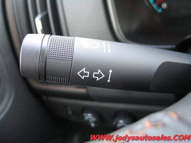 2022 GMC Canyon 4WD Crew Cab Short Box AT4 - Cloth