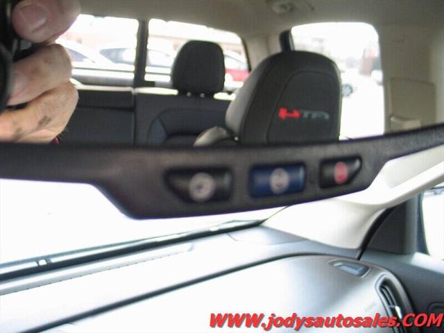 2022 GMC Canyon 4WD Crew Cab Short Box AT4 - Cloth