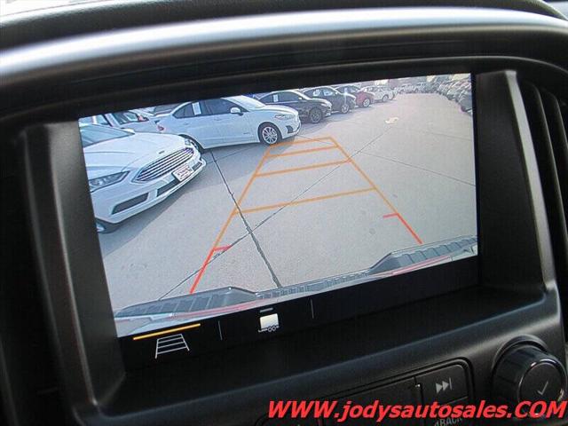 2022 GMC Canyon 4WD Crew Cab Short Box AT4 - Cloth