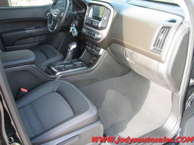 2022 GMC Canyon 4WD Crew Cab Short Box AT4 - Cloth