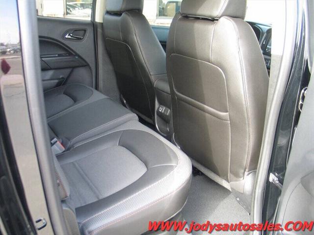 2022 GMC Canyon 4WD Crew Cab Short Box AT4 - Cloth