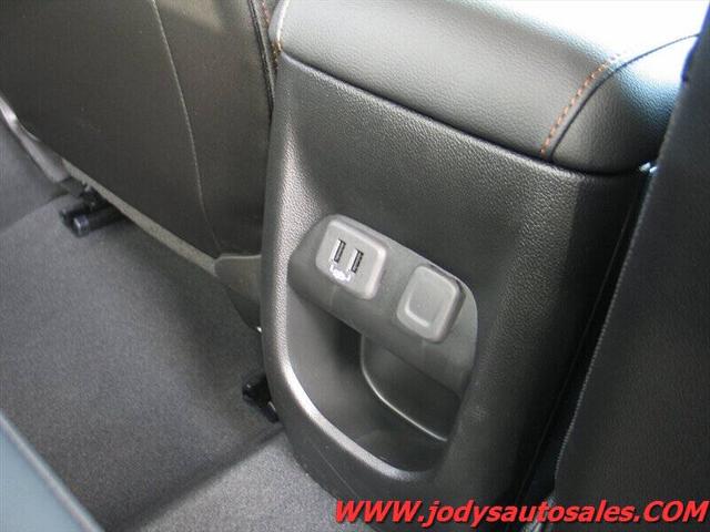 2022 GMC Canyon 4WD Crew Cab Short Box AT4 - Cloth